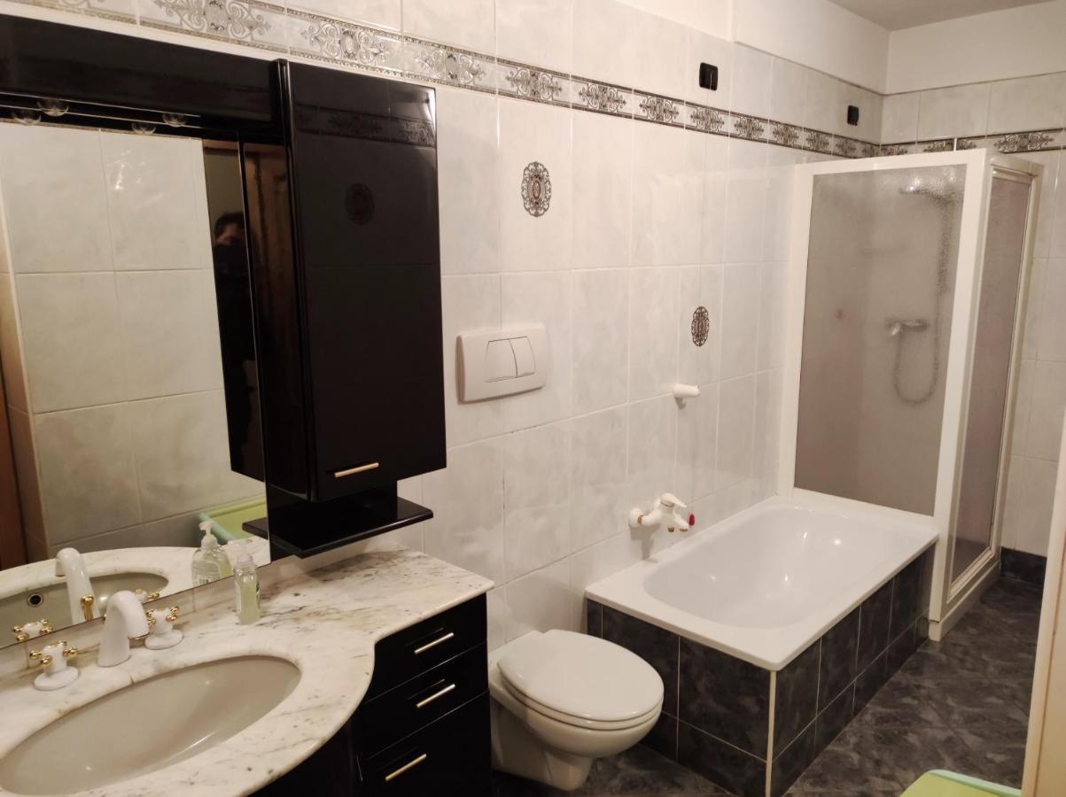 Apartment "Casa Maya" Меццана Екстер'єр фото